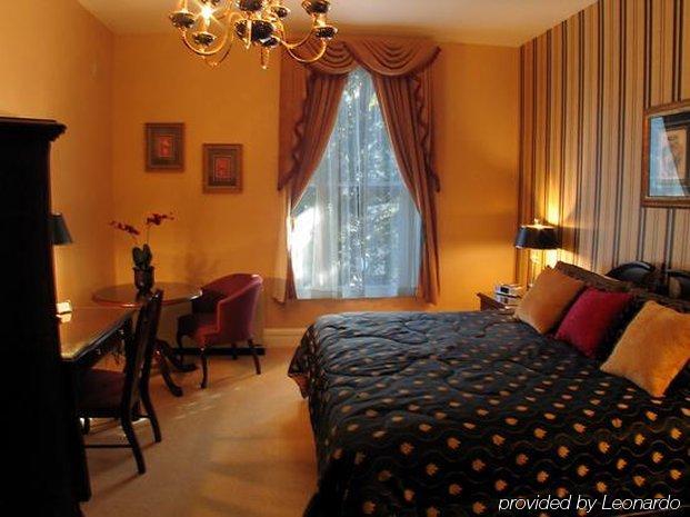 סקנקטדי The Stockade Inn חדר תמונה